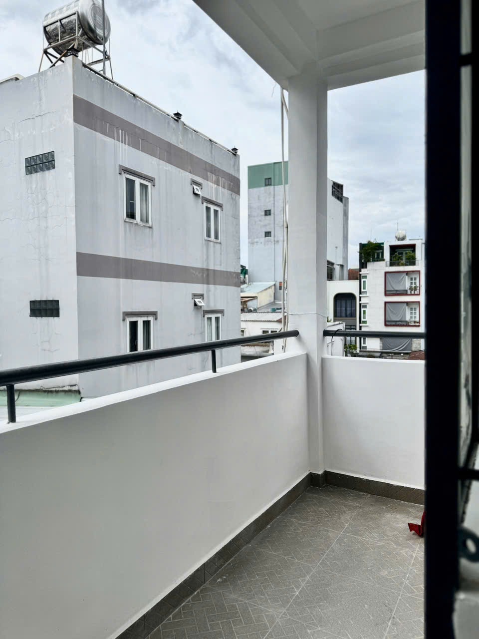 Bán Căn Hộ Góc CMT8, Quận 10 – 52m² – Giá 2.35 Tỷ