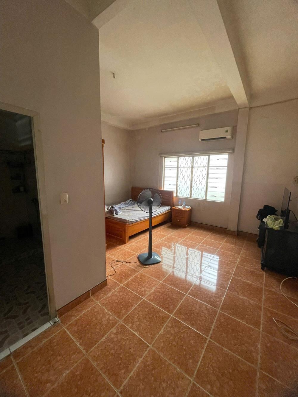 Bán Nhà 2 Mặt Tiền Đắc Địa, 142m² - Vị Trí Vàng, Tiềm Năng Đầu Tư