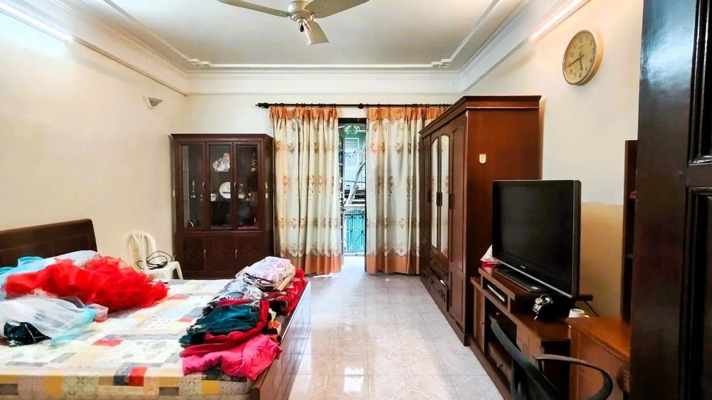 Bán nhà phân lô Vĩnh Phúc - Ba Đình: Ô tô vào nhà, kiến trúc Pháp cổ