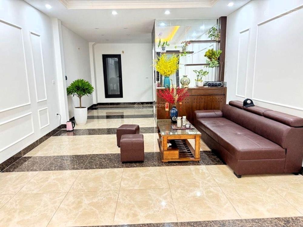 Bán nhà Đội Nhân, Ba Đình: 7 Tầng, Thang Máy, Lô Góc, Ngõ Ô Tô