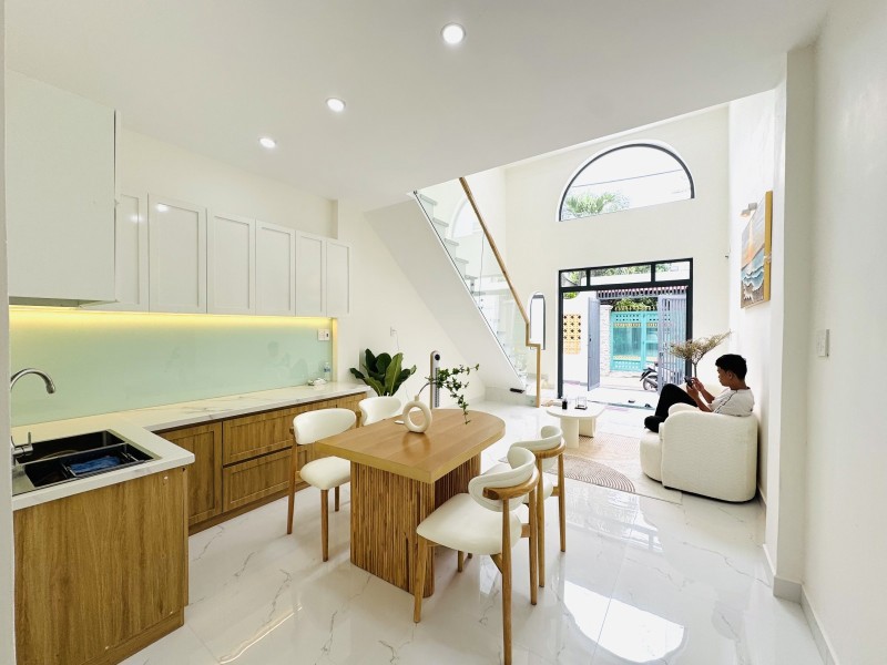 Mới Đẹp Thiết Kế Hiện Đại HXH 64m² (4 x 16m) Gồm 3PN Giá Nhỉnh 4 Đồng