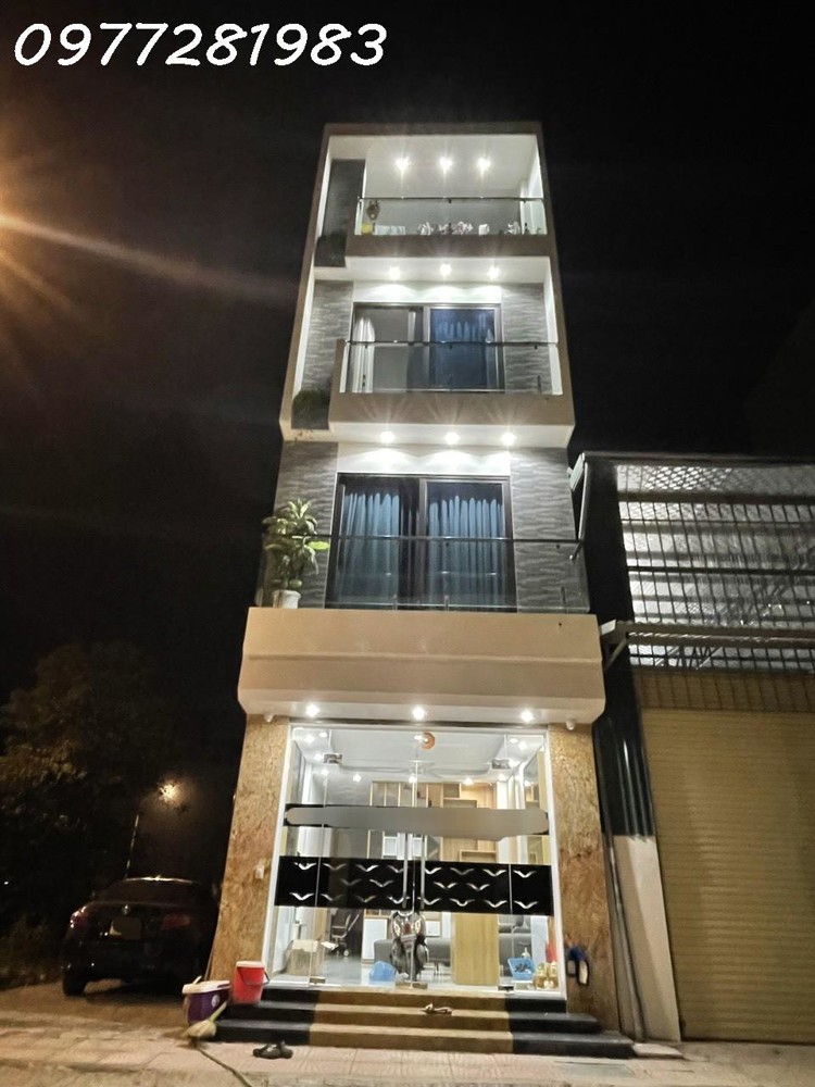 🏠 NHÀ MỚI CẠNH NHỔN-- Ô TÔ- LÔ GÓC - THANG MÁY