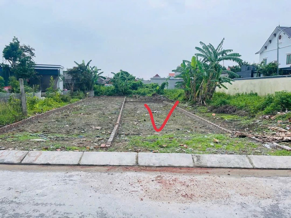 1.8x tỷ 83m2 Ngũ Phúc Kiến Thụy Zalo 0567222555