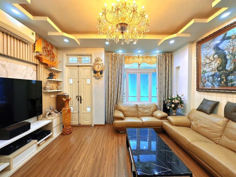 Bán nhà ngõ 16 Hoàng Cầu, Đống Đa - 48m², 5 tầng, gara ô tô, kinh doanh - 16.9 tỷ