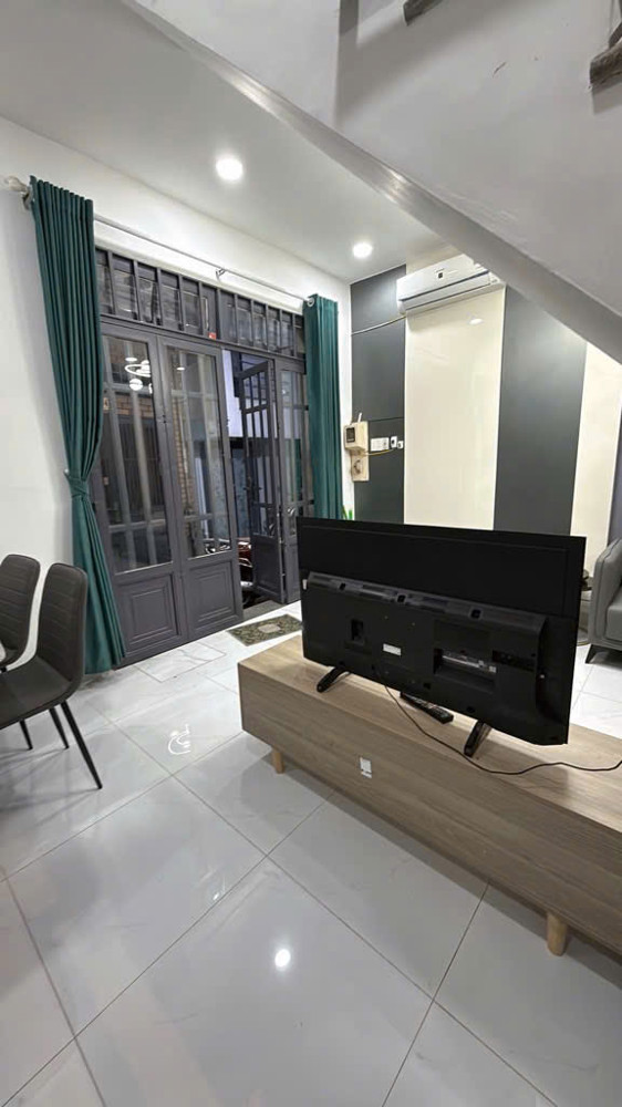 NHÀ MỚI NGUYỄN VĂN CÔNG , 5P QUA SÂN BAY - DTSD 60M2 - 2PN NGANG 5,8M - KHÔNG LỘ GIỚI
