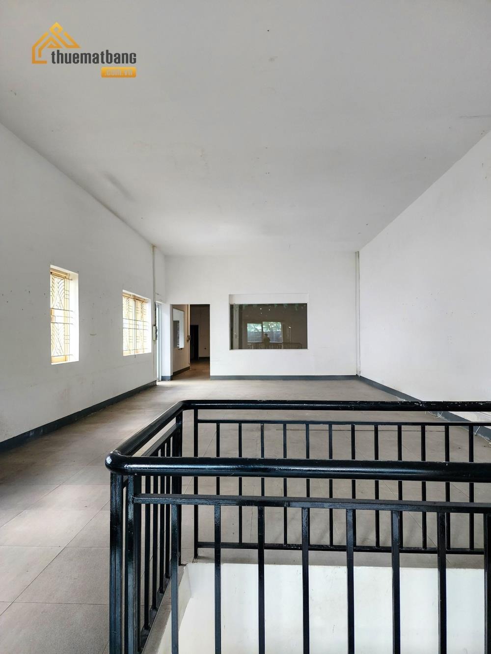 Cho Thuê Văn Phòng Quận 4 - 300m² Vị Trí Vàng, Giá Tốt