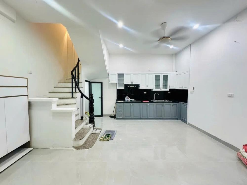 Nhà Mới Đẹp Lê Thanh Nghị - 26m², 5 Tầng, Mặt Tiền Rộng 5.4m - Giá 5.9 Tỷ