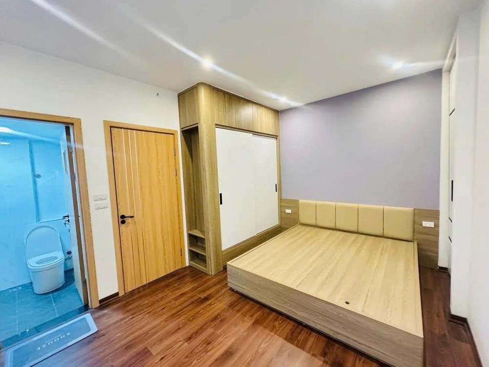 Nhà Mới Đẹp Lê Thanh Nghị - 26m², 5 Tầng, Mặt Tiền Rộng 5.4m - Giá 5.9 Tỷ