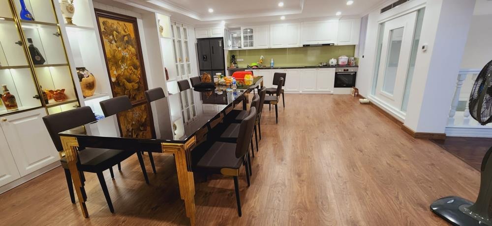 Bán Nhà Mặt Phố Cổ Quận Hoàn Kiếm - Phố Thuốc Bắc - 98m2 - Mặt Tiền 12m - 5 Tầng - Thang Máy