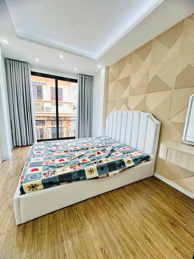 Bán nhà Nghĩa Dũng, Ba Đình - 6 Tầng, Thang Máy, Full Nội Thất - 15.5 Tỷ
