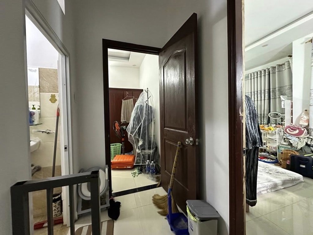 Nhà Thống Nhất  Hẻm Ô Tô P Thông Tây Hội