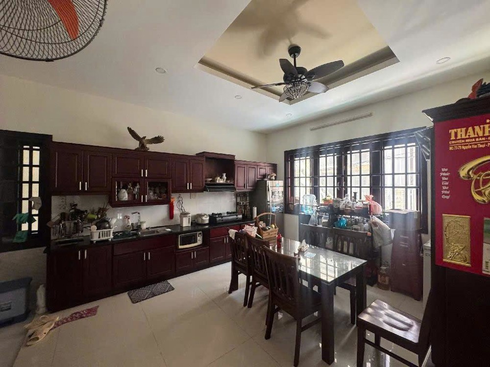 Nhà Lô Góc 3 Tầng - Lê Hữu Trác - Nhà Đẹp - Nội Thất Mới - 109m2 - Góc 2 mt - Giá nhỉnh 13 tỷ