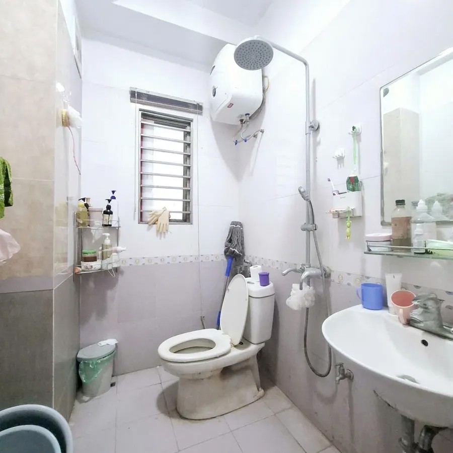 NHÀ ĐẸP DÂN XÂY Phố Bồ Đề 35m2 X 5 Tầng MT 4.5M 7.5 Tỷ Long Biên Hà Nội