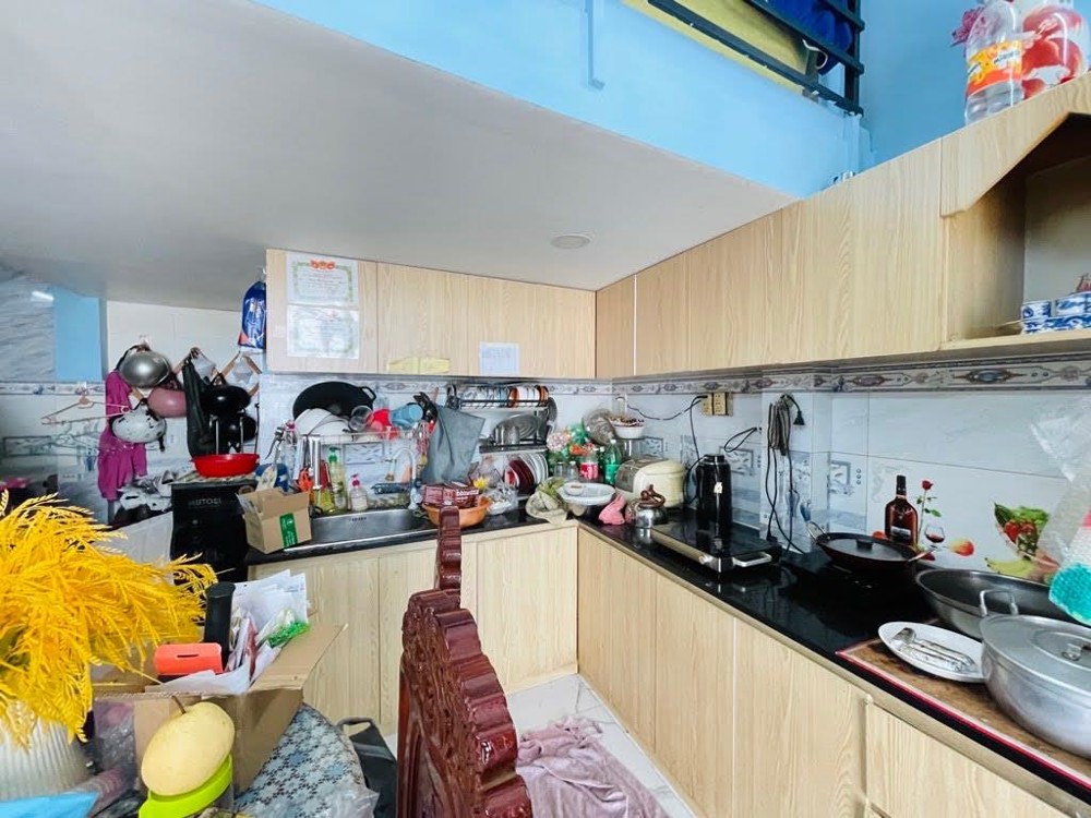 Bán nhà Gò Vấp giá rẻ, 75m²,  5PN,  chỉ 5.4 tỷ TL, kế hẻm xe hơi Nguyễn Văn Công