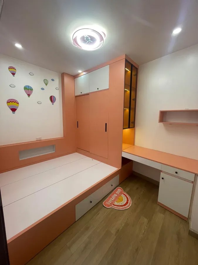 NHÀ ĐẸP ĐẦU Phố Ngọc Thụy 48m2 X 5 tầng MT3.6 m,8.9 tỷ Long Biên Hà Nội