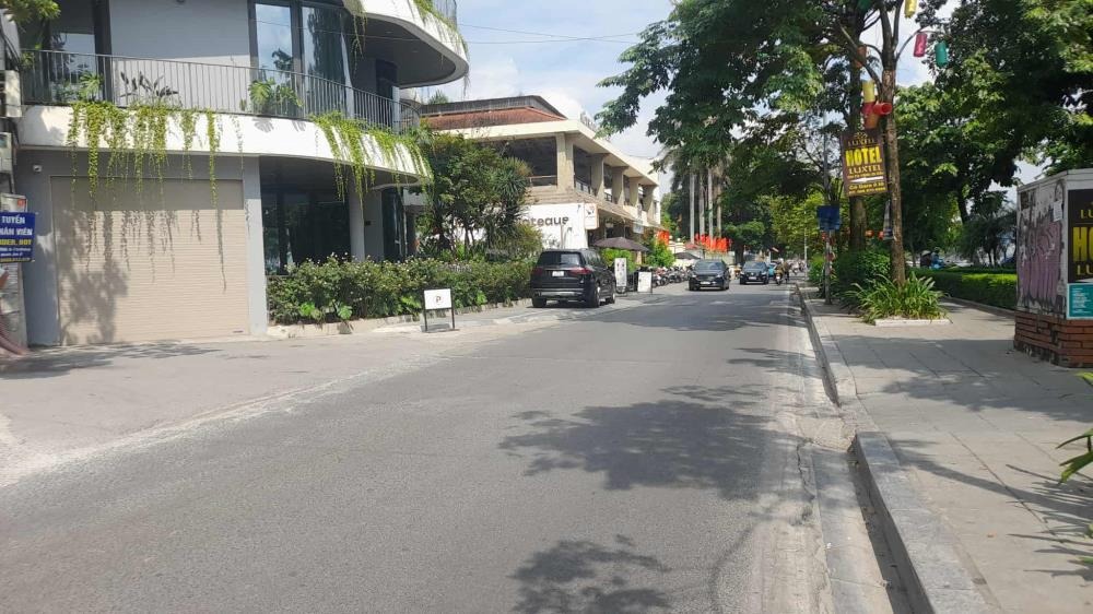 Bán Đất 2 Mặt Tiền Phố Trích Sài Tây Hồ - 220m² - Giá 61.3 Tỷ
