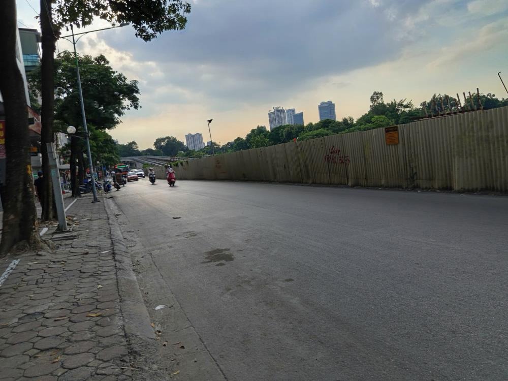 Nhà 2 Mặt Tiền Kim Mã - 213m² - Ô Tô Đỗ Cửa - Đầu Tư/Ở - 58 Tỷ