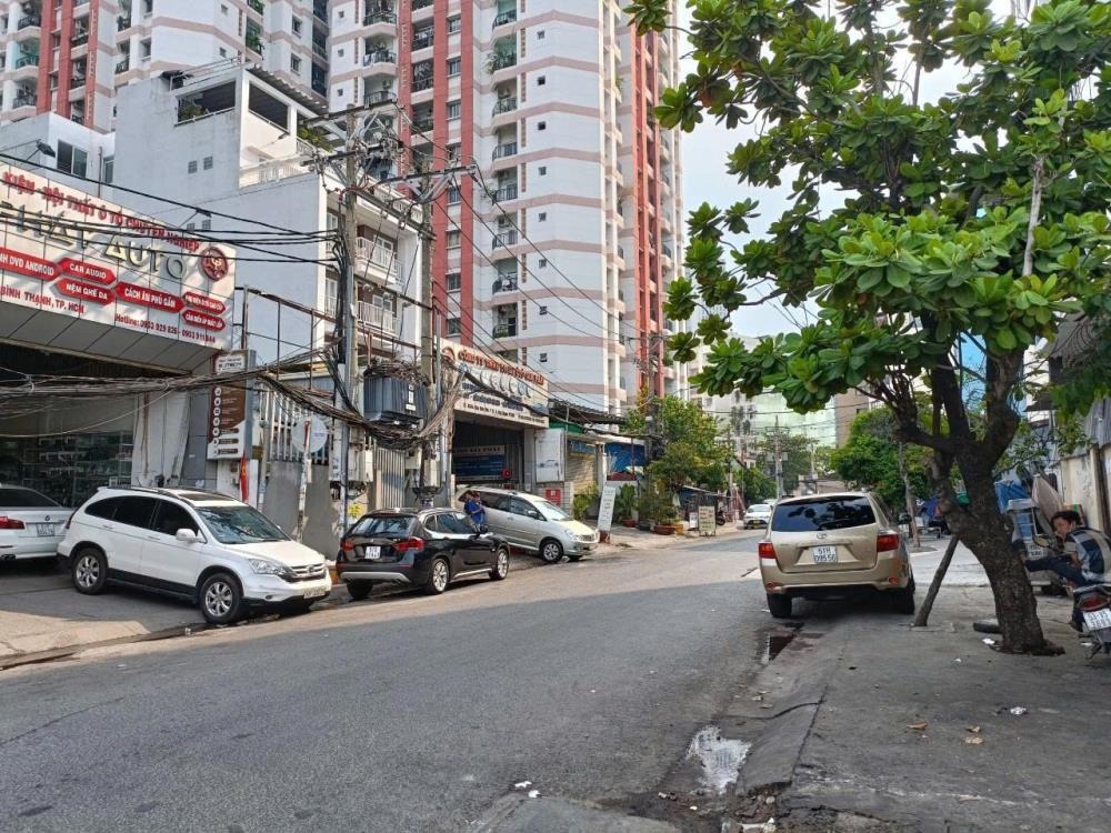 Bán nhà mặt tiền Tân Cảng, Bình Thạnh - Vị trí đẹp, giá tốt