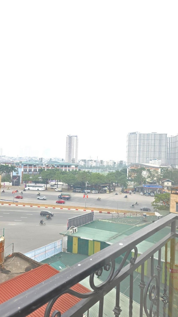 Bán nhà 7 tầng, thang máy, lô góc Lê Quang Đạo - 24.5 tỷ