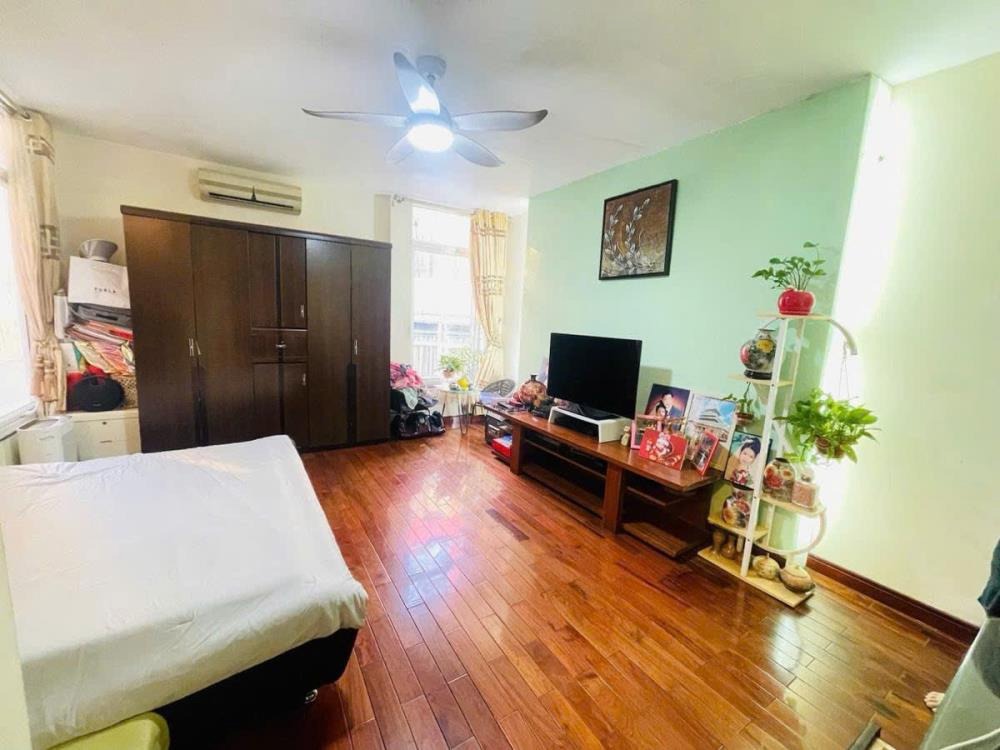 Bán Nhà Lô Góc 3 Mặt Thoáng, Mặt Phố Thông Phong - 38 Tỷ