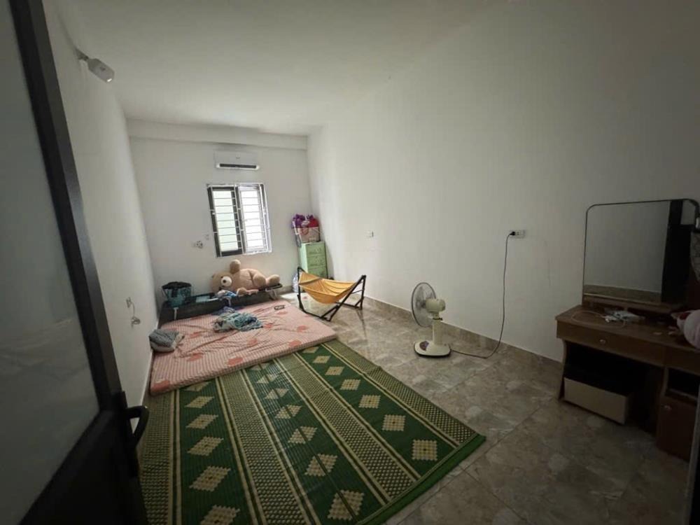 Bán nhà liền kề Tân Trại, Phú Cường 46m2, 3 tầng, ô tô đỗ cửa
