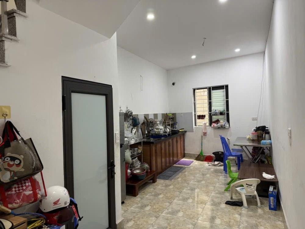 Bán nhà liền kề Tân Trại, Phú Cường 46m2, 3 tầng, ô tô đỗ cửa