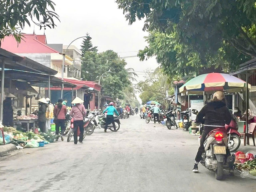 1.3xx tỷ - 60m2 lô góc gần chợ Sang Minh Tân Dương Kinh Zalo 0567222555