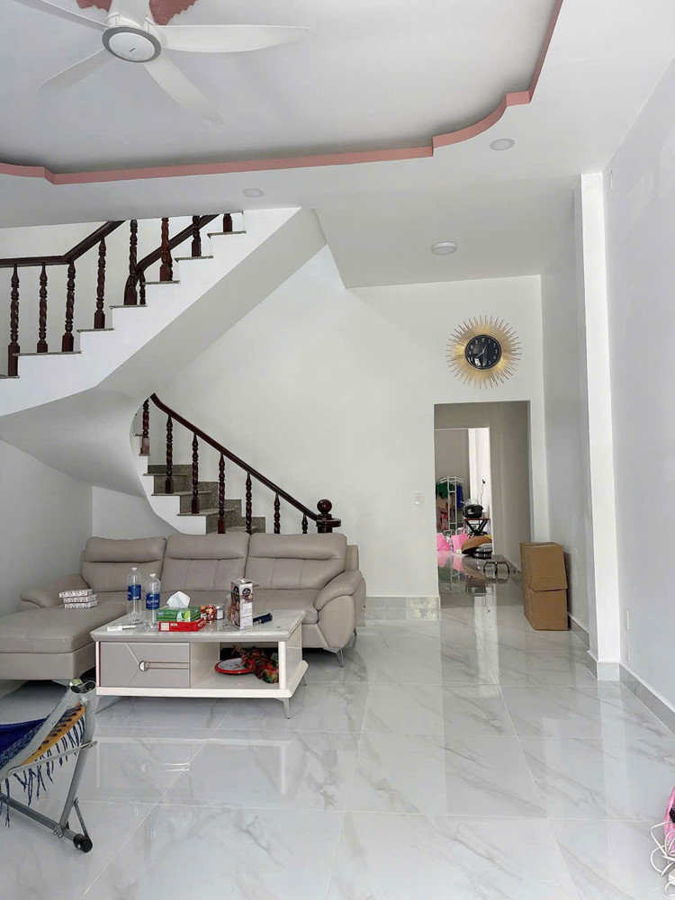 Bán Đất Tặng Biệt Thự 2 Tầng Đường 22, phường Linh Đông, Thành Phố Thủ Đức