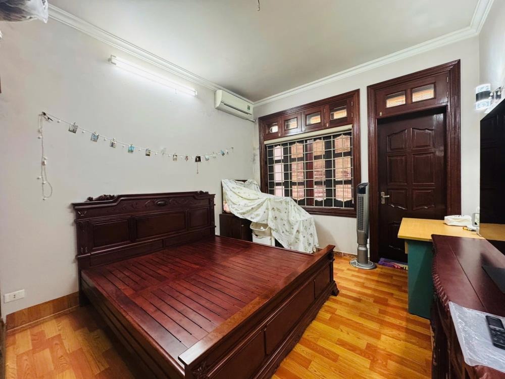 Bán nhà Cầu Giấy phân lô ô tô - 55m2, 4 tầng, 21.5 tỷ