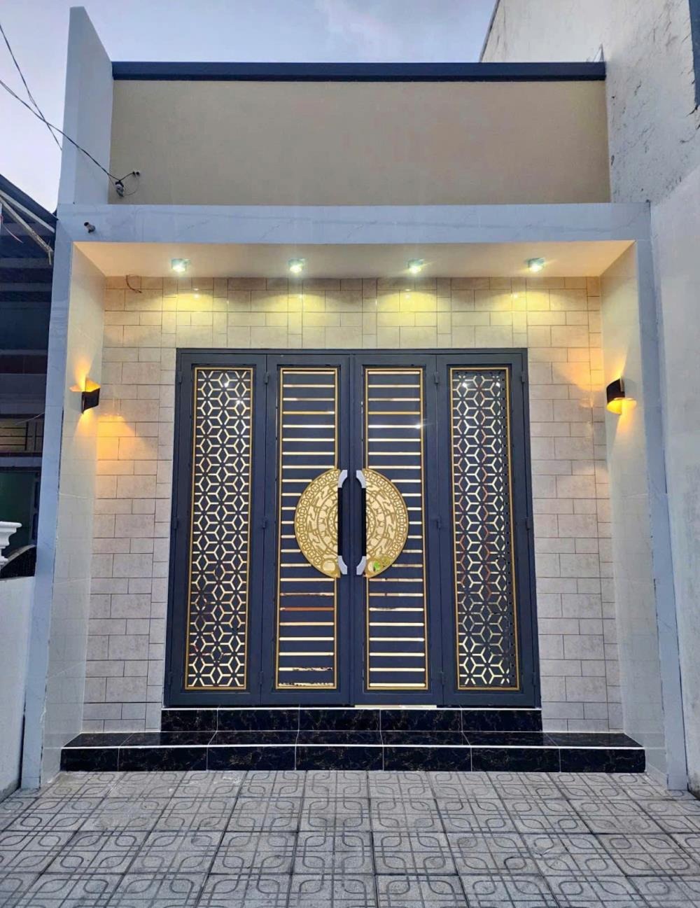 Nhà Mặt Tiền Đường Kênh 10, Bình Chánh - Giá 790 Triệu