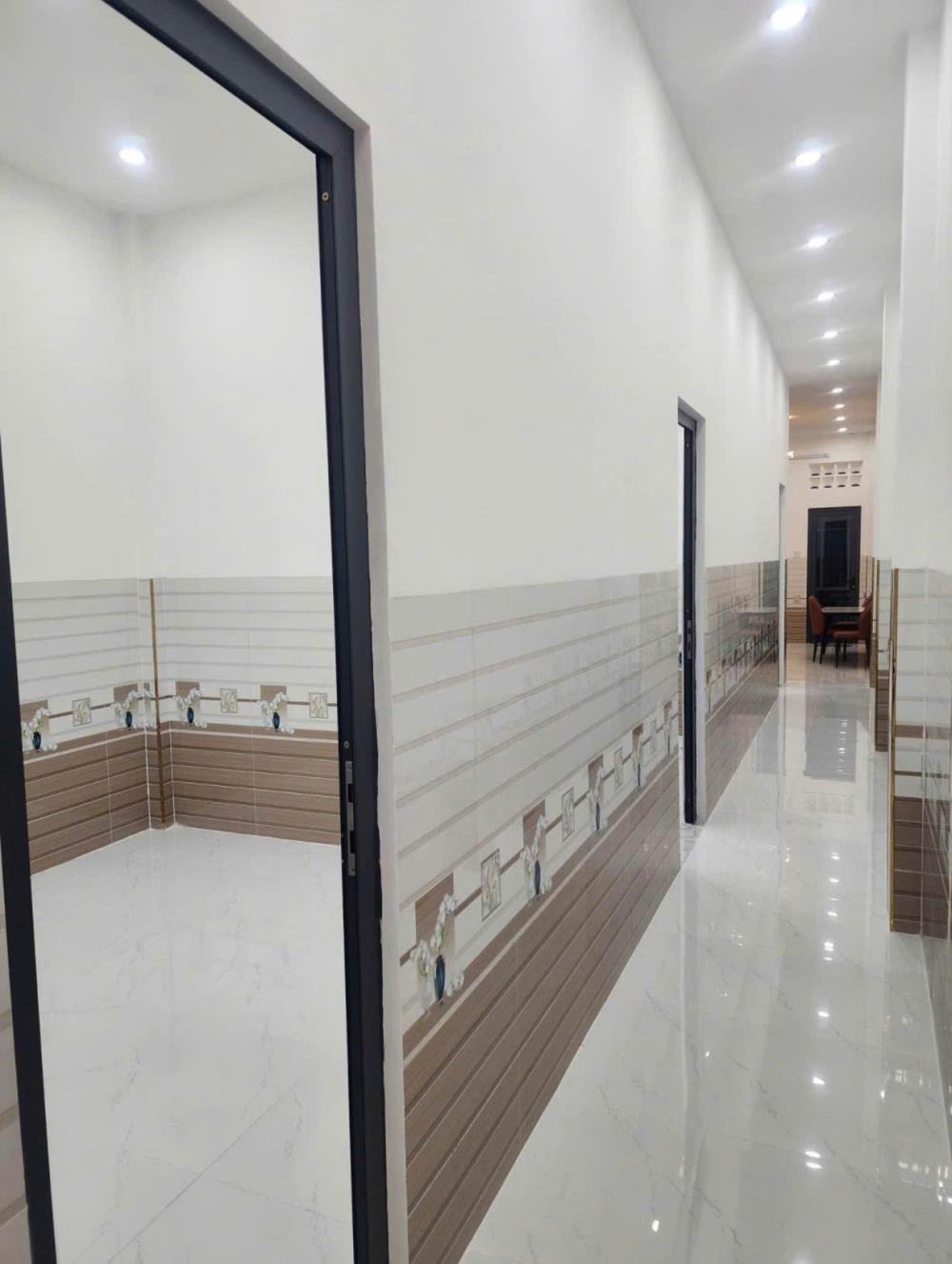 Nhà Mặt Tiền Đường Kênh 10, Bình Chánh - Giá 790 Triệu
