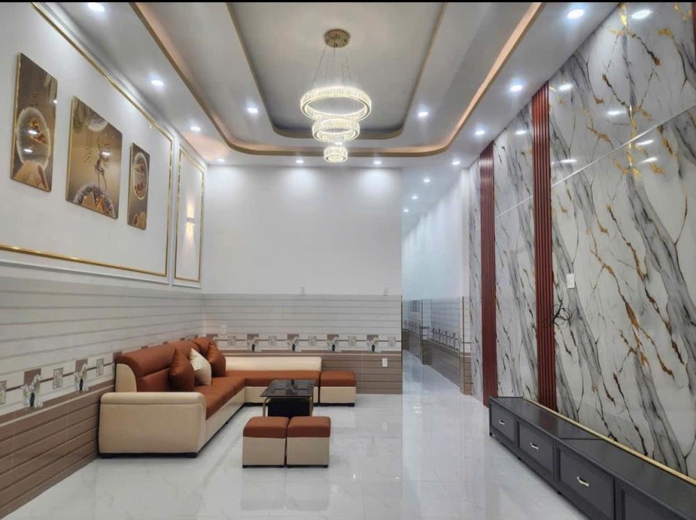 Nhà Mặt Tiền Đường Kênh 10, Bình Chánh - Giá 790 Triệu