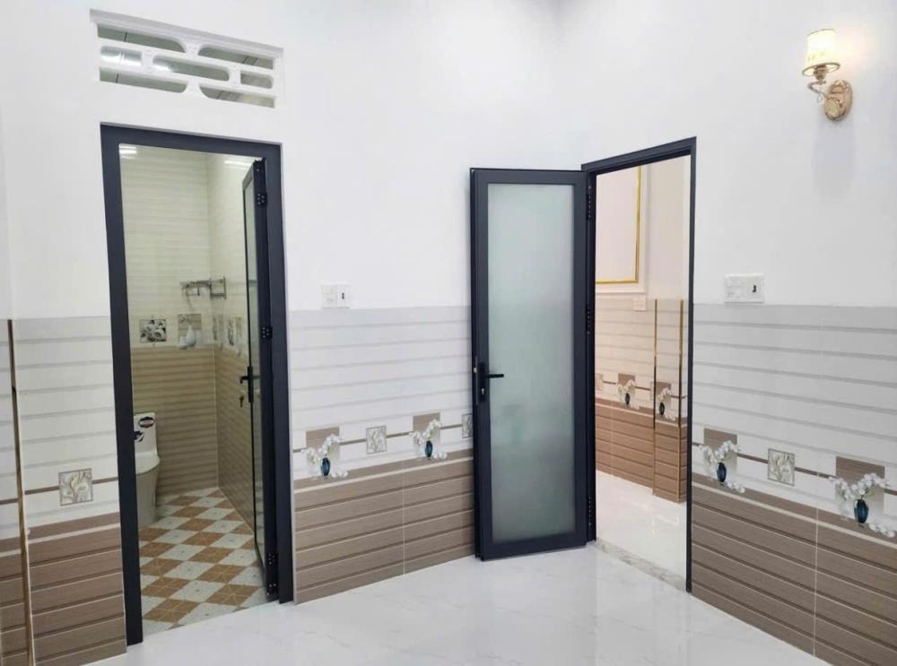 Nhà Mặt Tiền Đường Kênh 10, Bình Chánh - Giá 790 Triệu