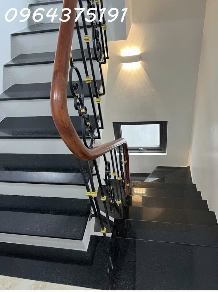 Bán nhà Phúc Lợi - 45m2 - 5 tầng - MT 4.5 - xây mới full nội thất - ngõ ô tô qua ngõ thông nhỉnh 6