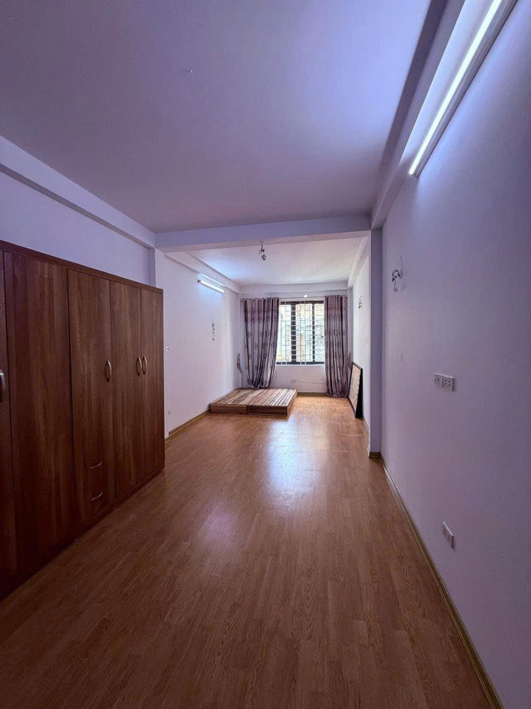 Bán nhanh nhà Tôn Thất Tùng 45m 5 tầng ngõ thông - Phù hợp ở hoặc kinh doanh dòng tiền 11.5 tỷ