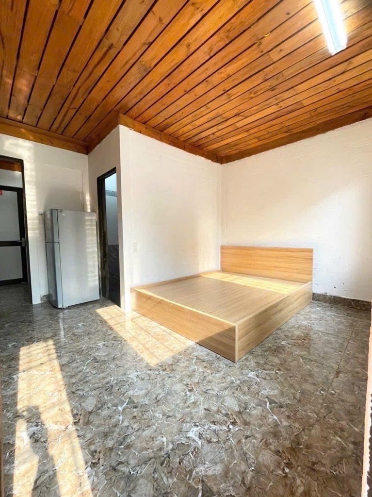 Nhà 7 Tầng Xuân Thủy - 62m2 - Giá 14.3 Tỷ - Cho Thuê 60tr/th