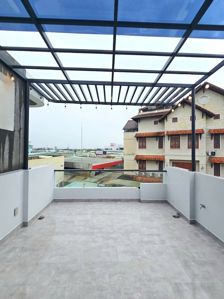 Bán nhà 3 tầng Thủ Đức - Hẻm xe hơi, Nội thất xịn - Giá 4.85 tỷ