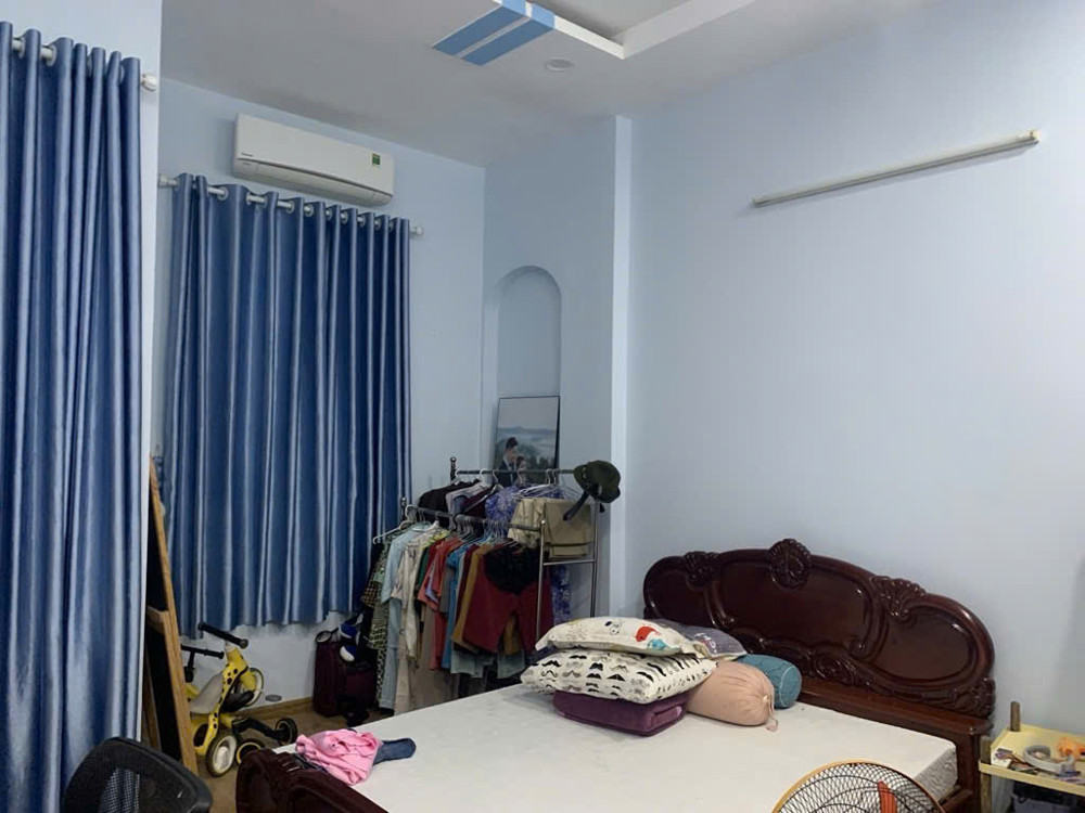 Bán nhà đường ô tô - Diện tích 55m2 sổ hồng, Giá 5tyx còn Thương lượng LH 0382202524