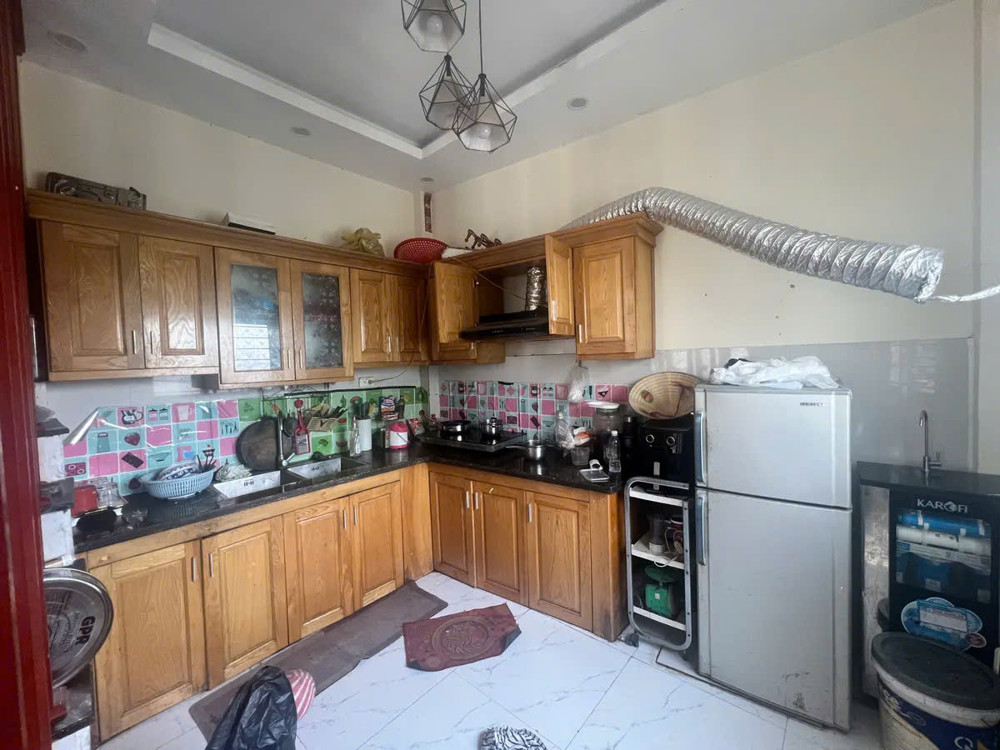 Bán nhanh nhà 36M2 x 4 tầng, MT 3.9 M, giá 5.3 tỷ Hòa Bình Hà Đông - Ô Tô qua nhà
