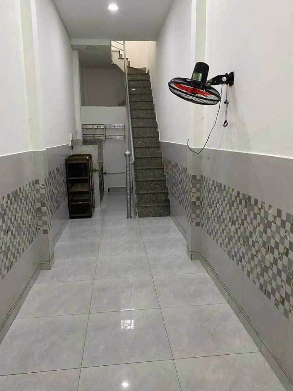 Nhà Mặt Tiền Quận 12 - 2 Tầng - 40m2 - SHR - Giá 2.8 tỷ