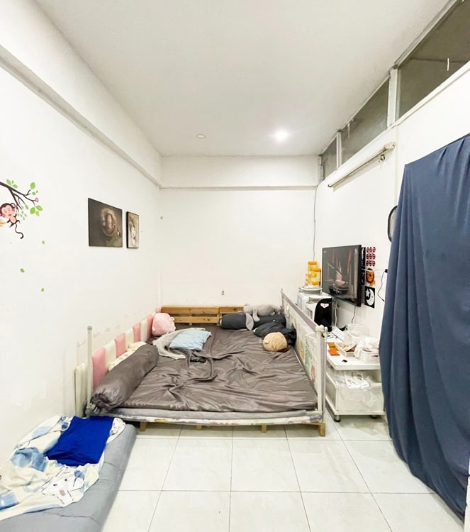Nhà Mặt Tiền Tân Phú - 84m2 - Giá 11.x Tỷ Thương Lượng