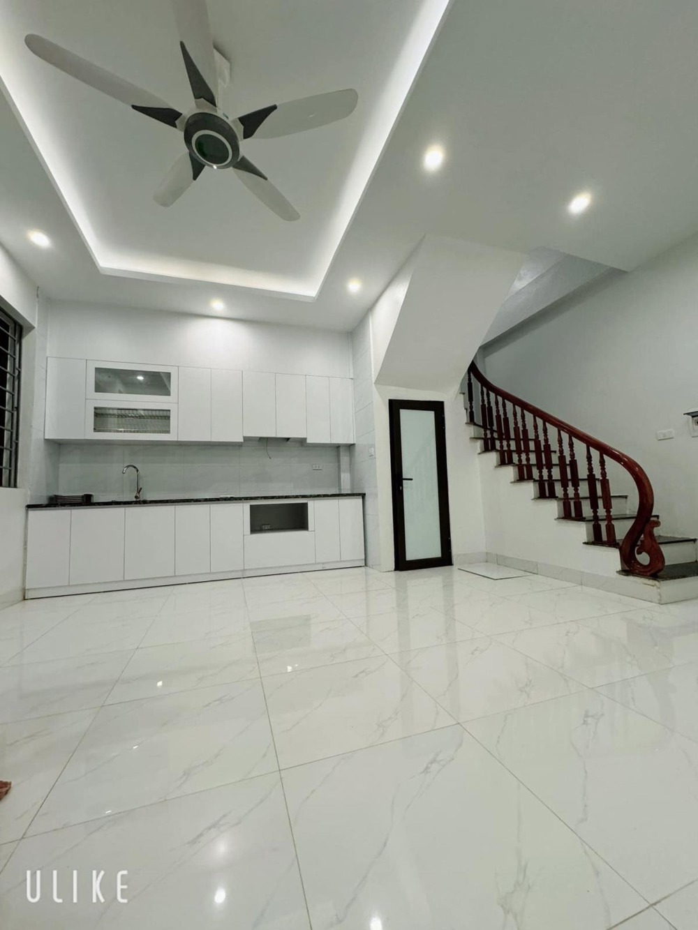 Nhà Mới 5 Tầng Tây Mỗ - 35m2 - Giá 4.99 Tỷ - Vị Trí Đẹp