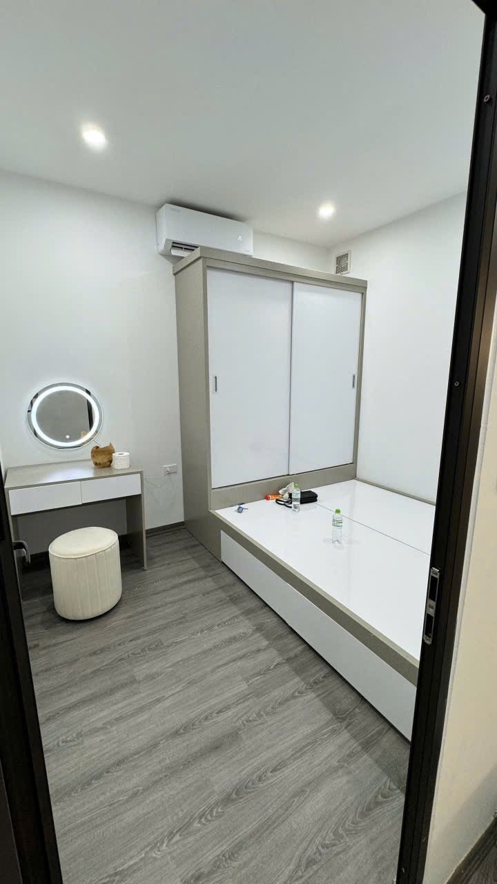 Bán Căn Hộ Tập Thể Cơ Khí Hà Nội – View Royal City, 2PN, Ở Ngay