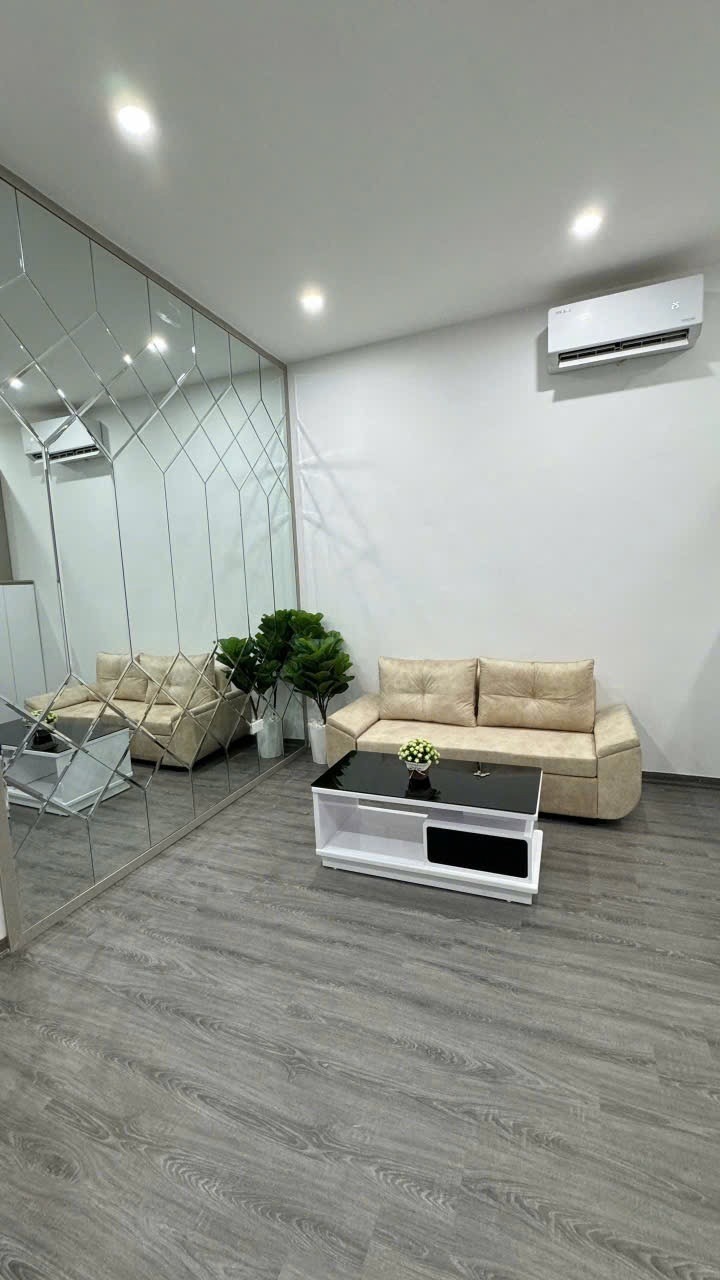 Bán Căn Hộ Tập Thể Cơ Khí Hà Nội – View Royal City, 2PN, Ở Ngay