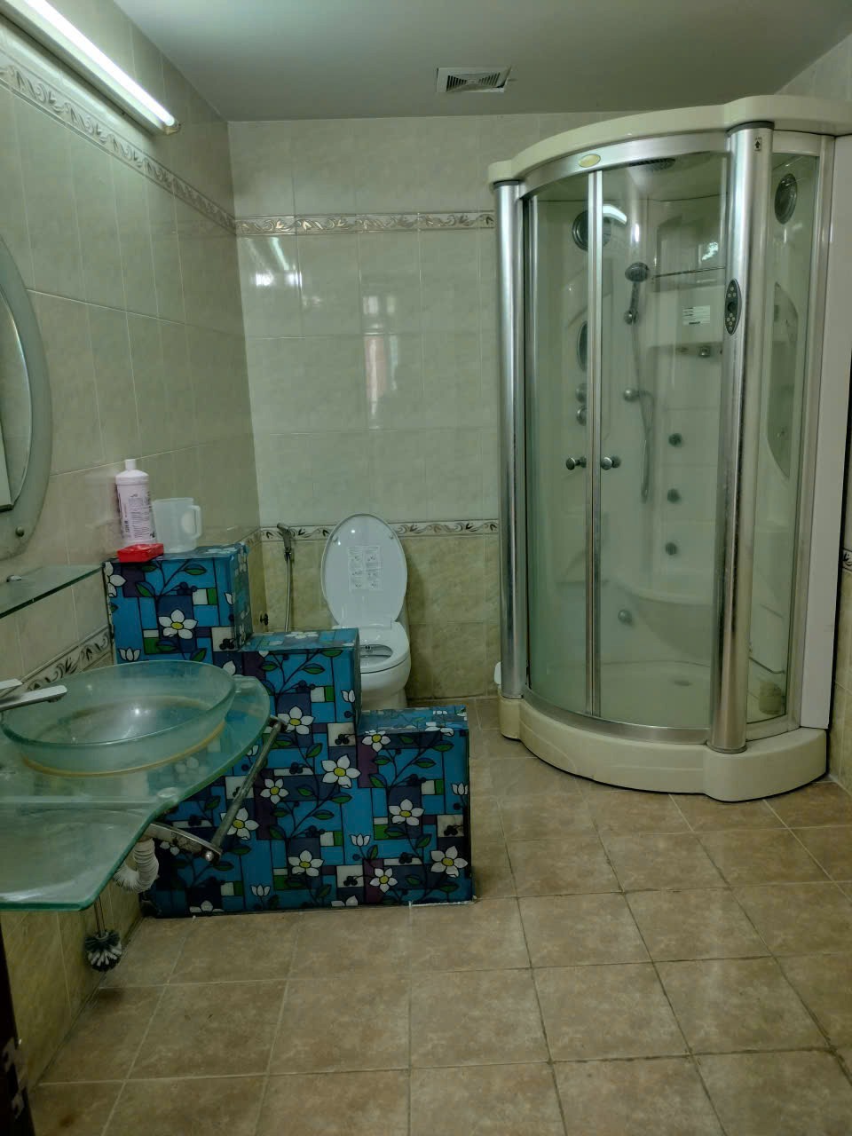 Bán Nhà 4 Tầng, Tô Hiến Thành, Quận 10: Vị Trí Đắc Địa, Diện Tích Rộng