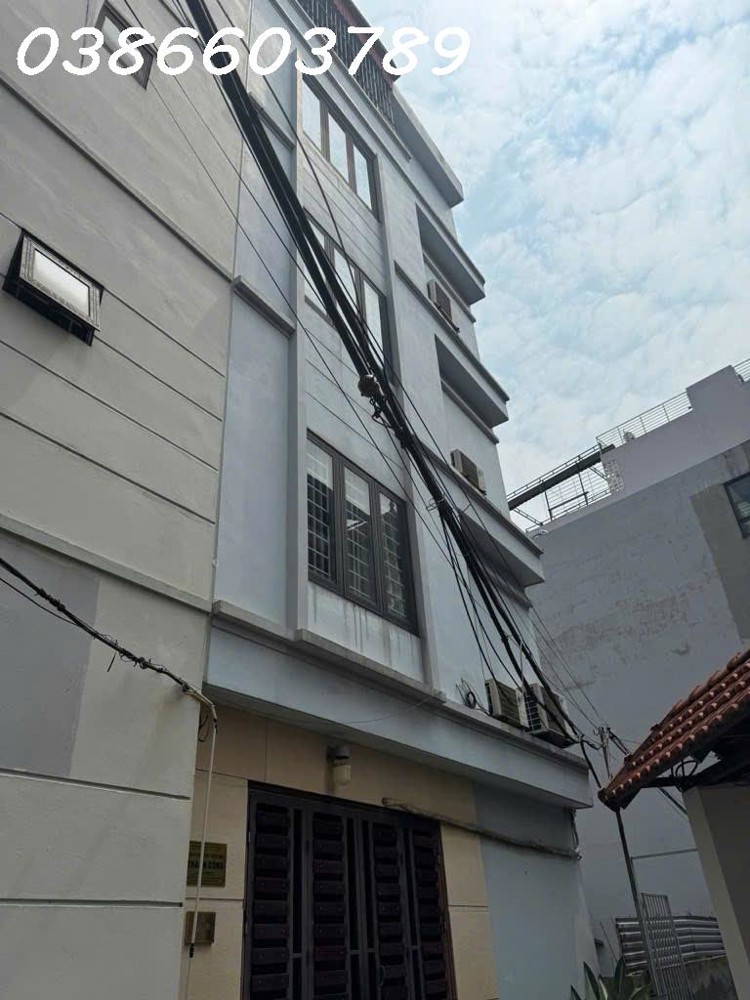 PHÂN KHÚC HIẾM – Ô TÔ ĐỖ CỬA – NGỌC THỤY – MẶT TIỀN GẦN 5M