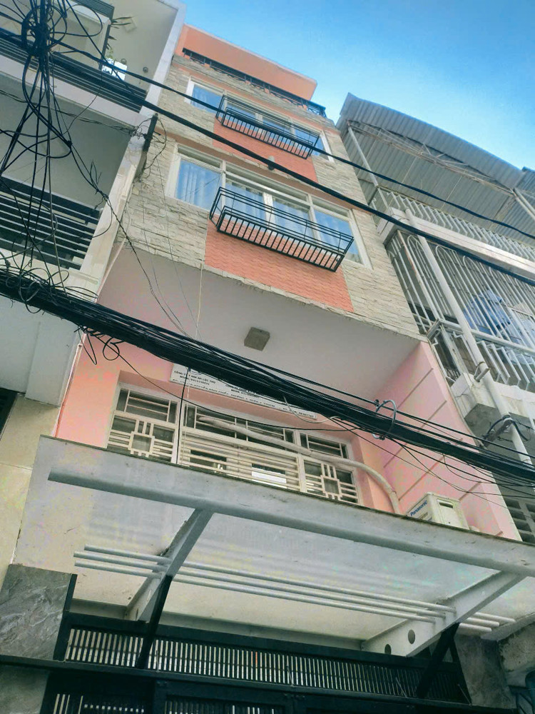 Bán Nhà 575/86 Nguyễn Đình Chiểu, Quận 3. DT: 3.2m*10m. CN: 29m2. 5 Tầng. Giá 9.9  tỷ