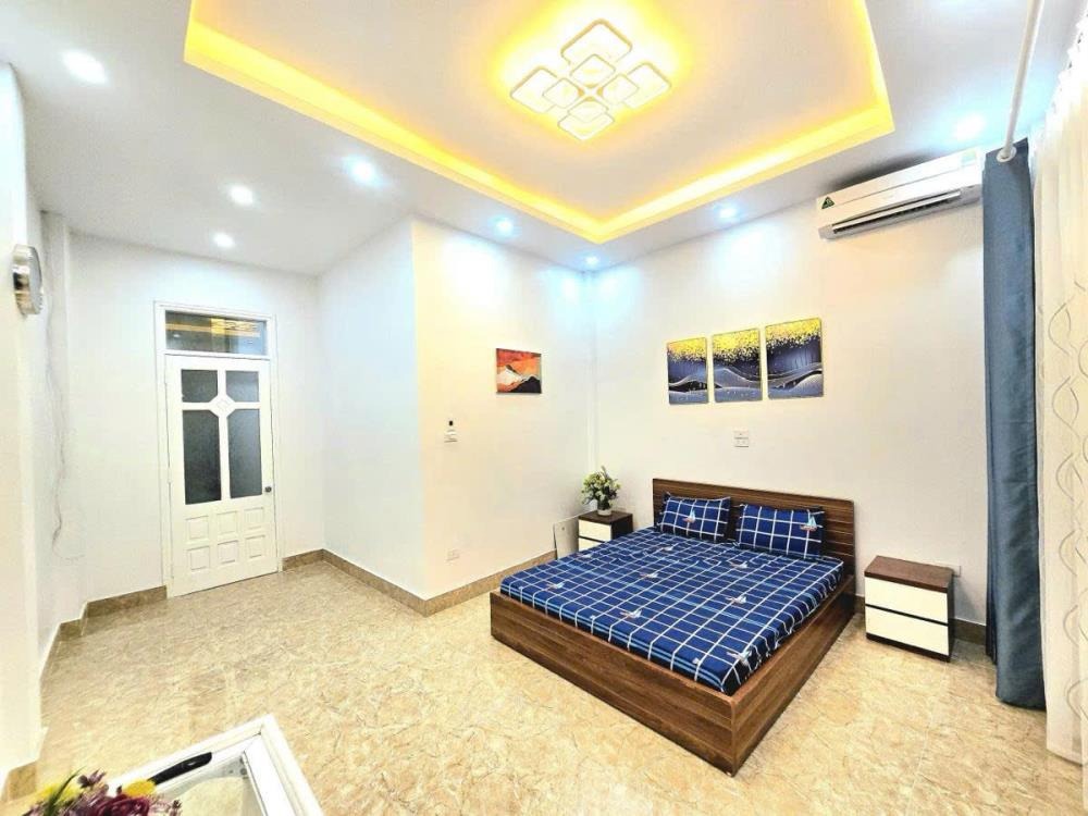 Bán nhà Phạm Ngọc Thạch, Đống Đa - Full Nội Thất, Ô Tô Đỗ Cổng, Gần Vincom