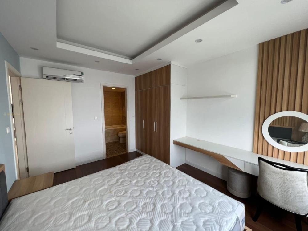 Bán Gấp Căn Hộ 2PN 73m2 Vinhomes D’Capitale - Giá Tốt Nhất