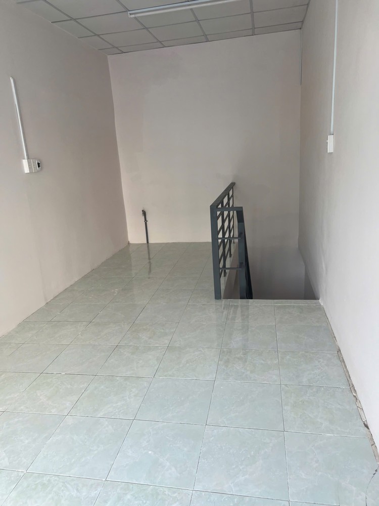 Cho thuê nhà mặt tiền P.1 Gò Vấp, 3x12m, 1 trệt, 1 lầu, 11tr
